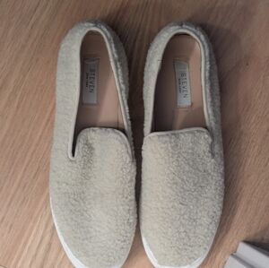 Steven by Steve Madden Sherpa slip on sneakers